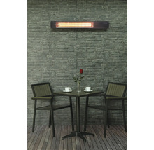 Terasa so žiaričom, stolom a stoličkami