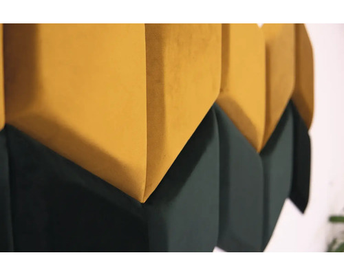 Detail žltozelených stenových panelov pre zvukovú izoláciu