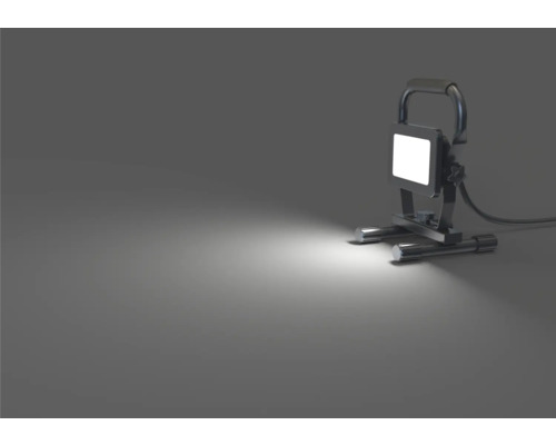LED stavebný reflektor s rukoväťou a káblom
