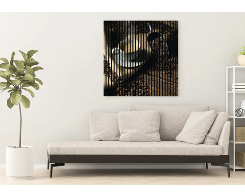 Dekoratívny nástenný obraz s motívom kávy nad pohovkou