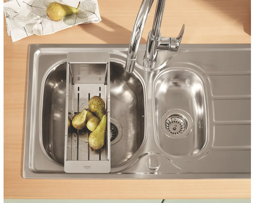 Drez s odkvapkávacou plochou a kuchynská batéria