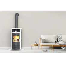 Krbové kachle s dymovodom v obývacej izbe