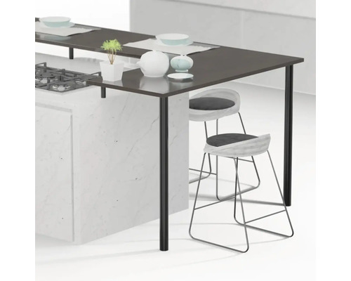 Kuchynský ostrovček s barovými stoličkami pre ďalšie sedenie