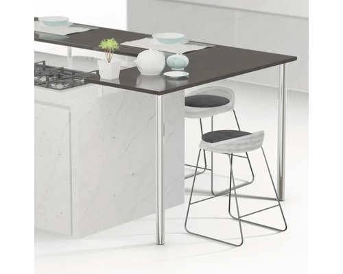 Kuchynský ostrovček s varnou doskou a dvoma barovými stoličkami