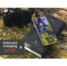Fotoaparát mobilného telefónu, smartfón a powerbanka pre bezdrôtové nabíjanie