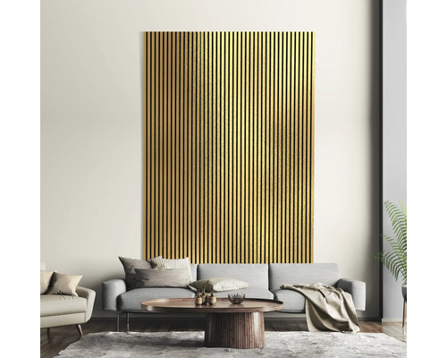 Obývacia izba s dreveným akustickým panelom na stene