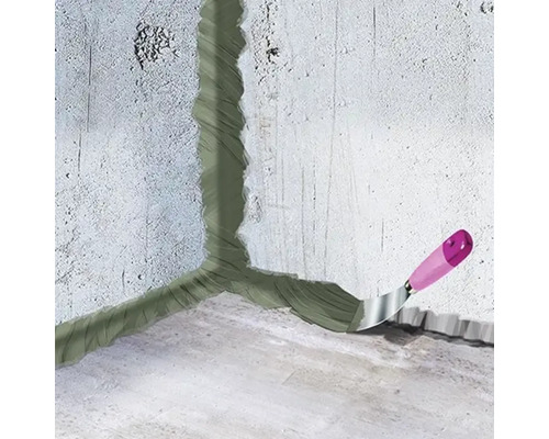 Rohové tesnenie so špachtľou v interiéri