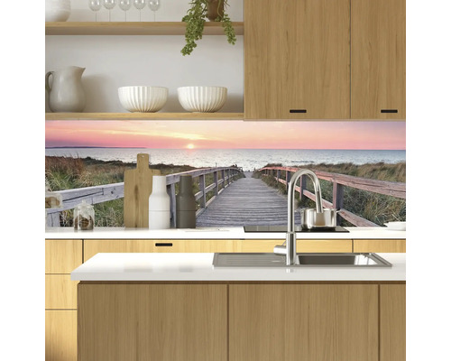 Kuchynská zástena s motívom pláže za drezom