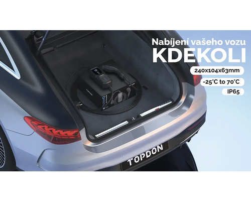 Nabíjacia jednotka TOPDON v kufri vozidla.