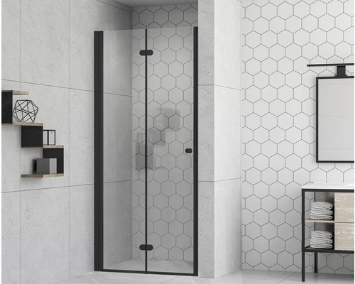 Sprchové dvere s otočnými skladacími dverami form&style MODENA 90 x 195 cm profil čierny číre sklo povrchová úprava skla odpudzujúca nečistoty rýchlomontážny systém Kúpeľňa so skleneným sprchovacím kútom s čiernym rámom