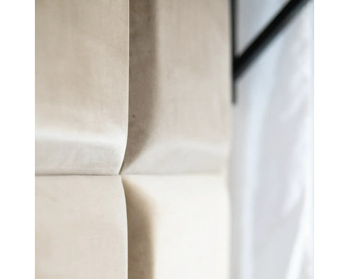 Detail nástenných panelov s látkovým poťahom