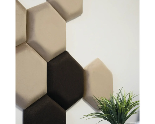 Šesťhranné stenové panely s textilným povrchom na stene