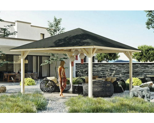 Záhradný altánok SKAN HOLZ Cannes Veľkosť 3, 504x504 cm, neošetrené laminované drevo Štvorcový drevený altánok s bitúmenovou strechou v modernej záhrade.