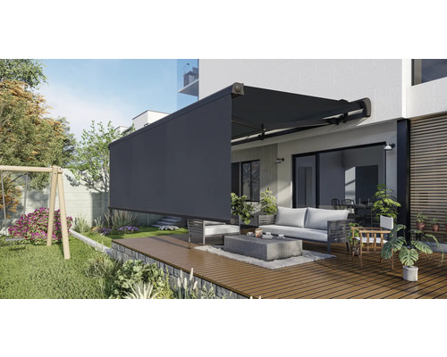 Terasa s markízou, sedením a rastlinami