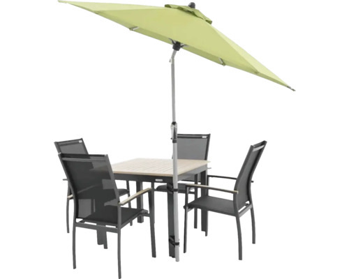 Záhradný nábytok so stolom, štyrmi stoličkami a slnečníkom