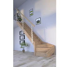 Drevené schodisko s nerezovým zábradlím vo svetlej miestnosti