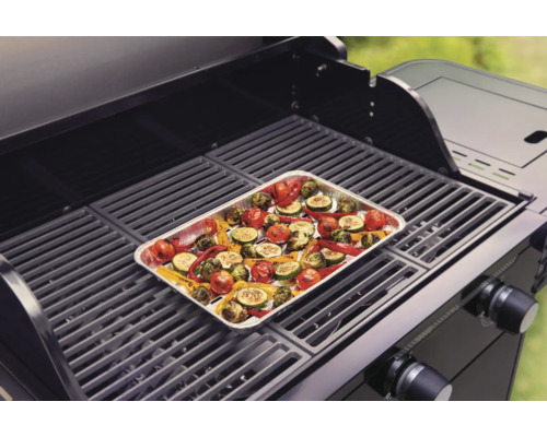 Gril s miskou zeleniny na rošte