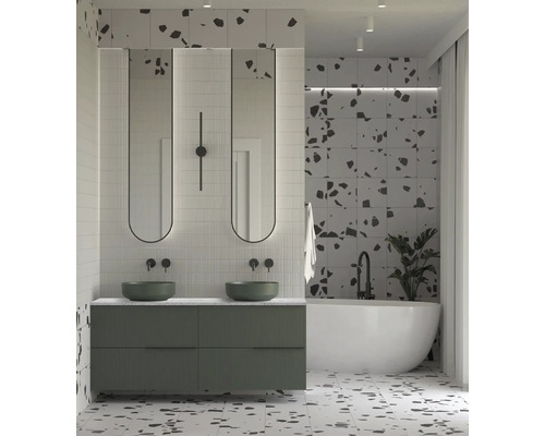 Svetlá kúpeľňa s dvojitým umývadlom, zrkadlami, vaňou a dlaždicami v štýle terazzo