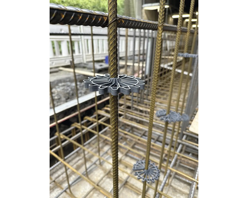 Plastová dištančná vložka pre výstužnú oceľ