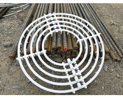 Dištančný prvok pre armovacie koše z plastu