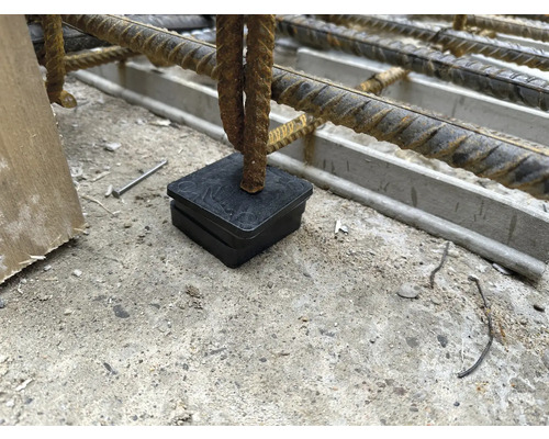 Plastová dištančná vložka pod kari sieťou