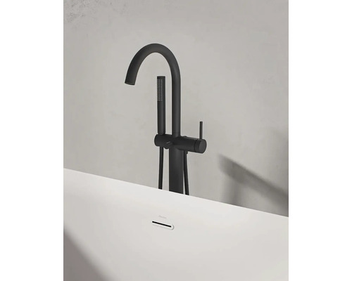 Voľne stojaca vaňová batéria s ručnou sprchou na vani