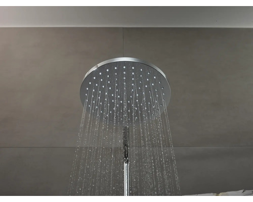 Funkčná hlavová sprcha v kúpeľni