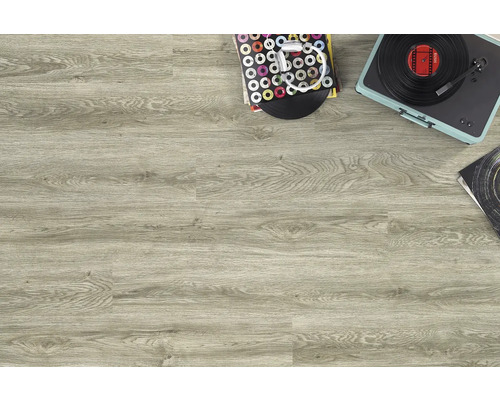 Svetlá vinylová podlaha s dreveným dizajnom a gramofónom