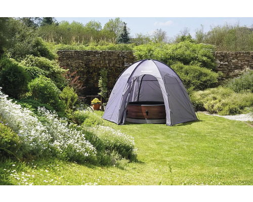 Záhrada s vírivkou v stane