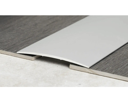 Prechodový profil medzi dvoma podlahovými krytinami