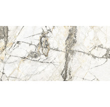 Vzor dlaždíc s mramorovým vzhľadom a jemnými sivými žilkami