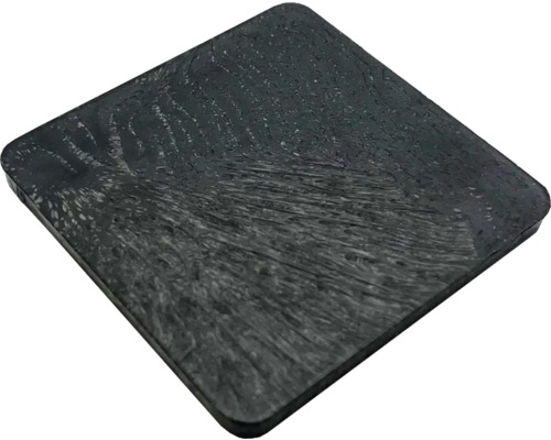 Štvorcový drevený podtácek