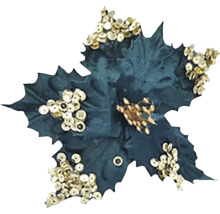 Dekoratívna vianočná hviezda s ozdobnými zlatými flitrami