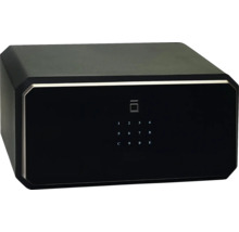 Čierny trezor s elektronickým číselným zámkom