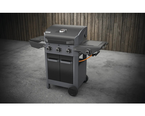 Plynový gril so štyrmi horákmi, bočnými stolíkmi a spodnou skrinkou