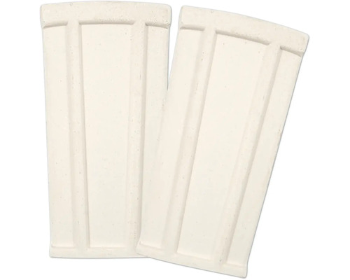 Dva soklové panely z plastu