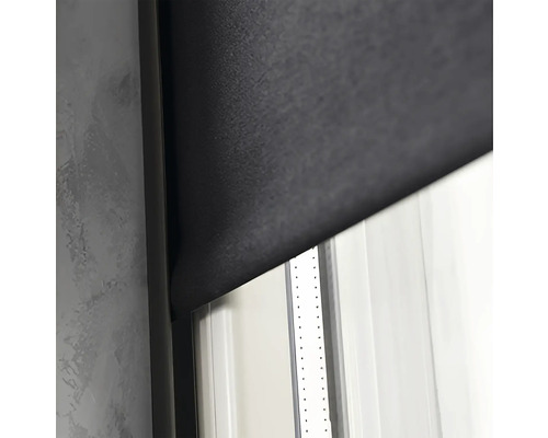 Okenná roleta na zatemnenie okna