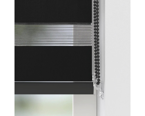 Dvojitá roleta s retiazkovým ovládaním na dekoráciu okien a reguláciu svetla