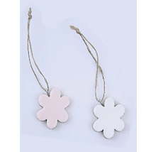 Dva kvetinové ozdobné prívesky so šnúrkou