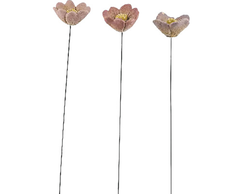 Tri dekoratívne umelé kvety na stonkách