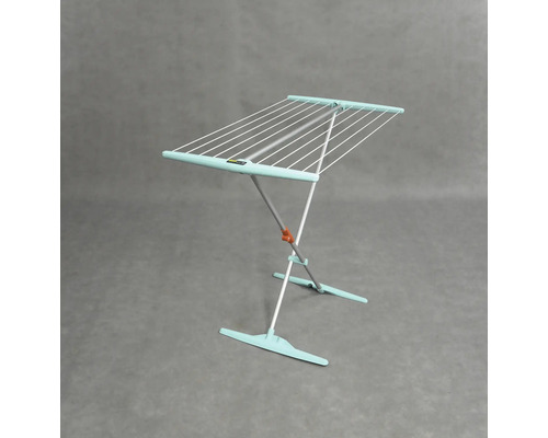 Sušiak na bielizeň z kovu a plastu