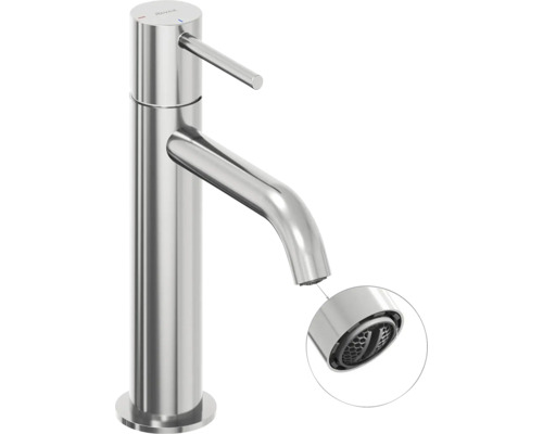 Kovová vodovodná batéria s perlátorom v detaile