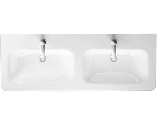 Pohľad zhora na dvojité umývadlo s dvomi batériami