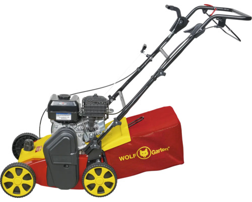 Benzínový vertikutátor Wolf Garten so zberným košom