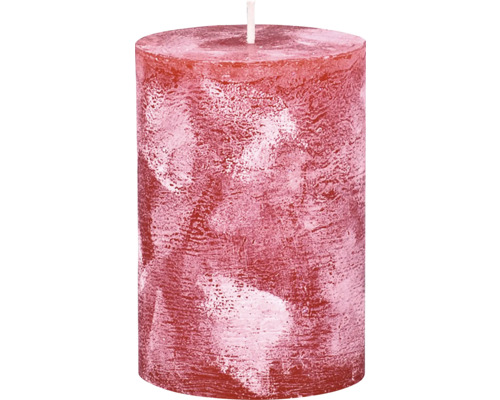 Sviečka DIAMOND 7x9cm červená Valcová stĺpová sviečka s rustikálnou textúrou