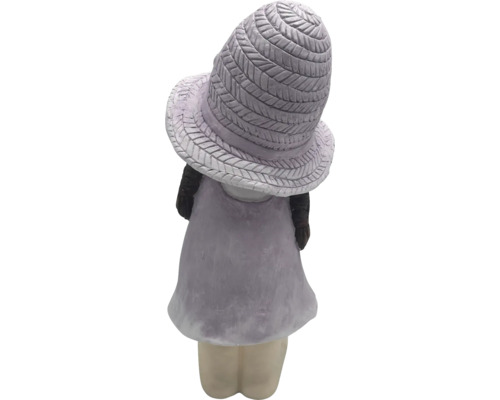 Záhradná dekorácia: figúrka dievčaťa s klobúkom, pohľad zozadu