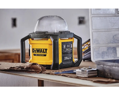 Logo DeWalt 20V lítium-iónové akumulátorové pracovné svetlo