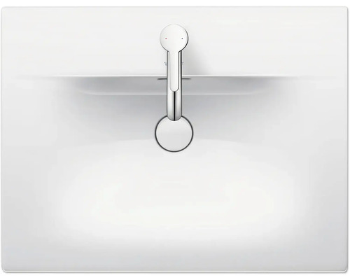 Pohľad zhora na umývadlo s batériou