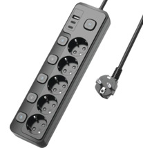 Predlžovací kábel s piatimi zásuvkami a USB portami