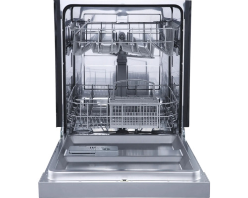 Otvorená umývačka riadu s košmi na riad